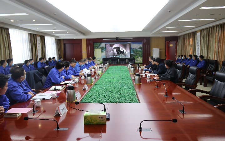 張文龍 鎮(zhèn)城底1.jpg